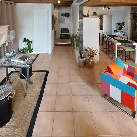 Tatil Evi La Cassine Taillant